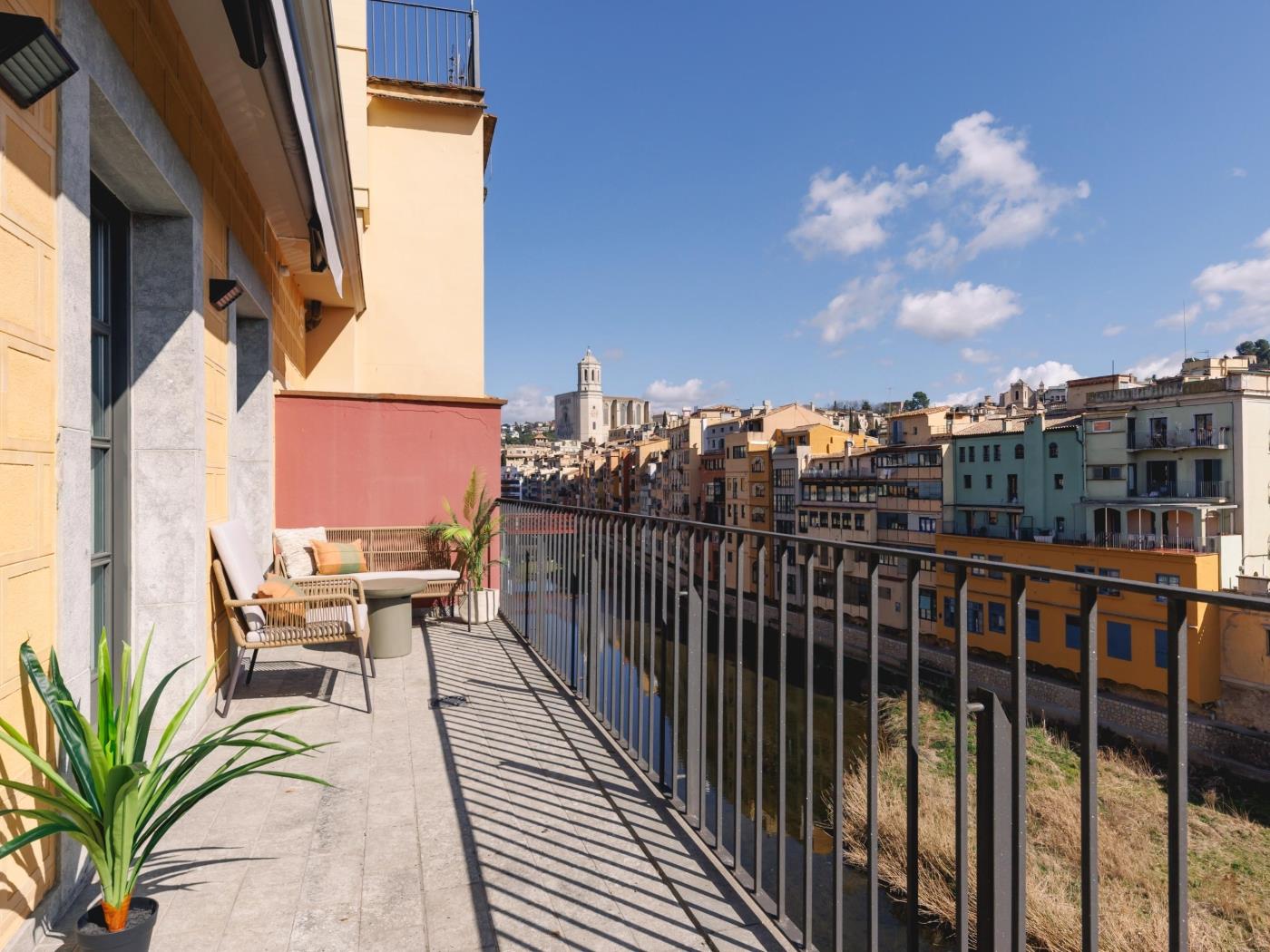 Bravissimo Pont de Pedra Penthouse a Girona