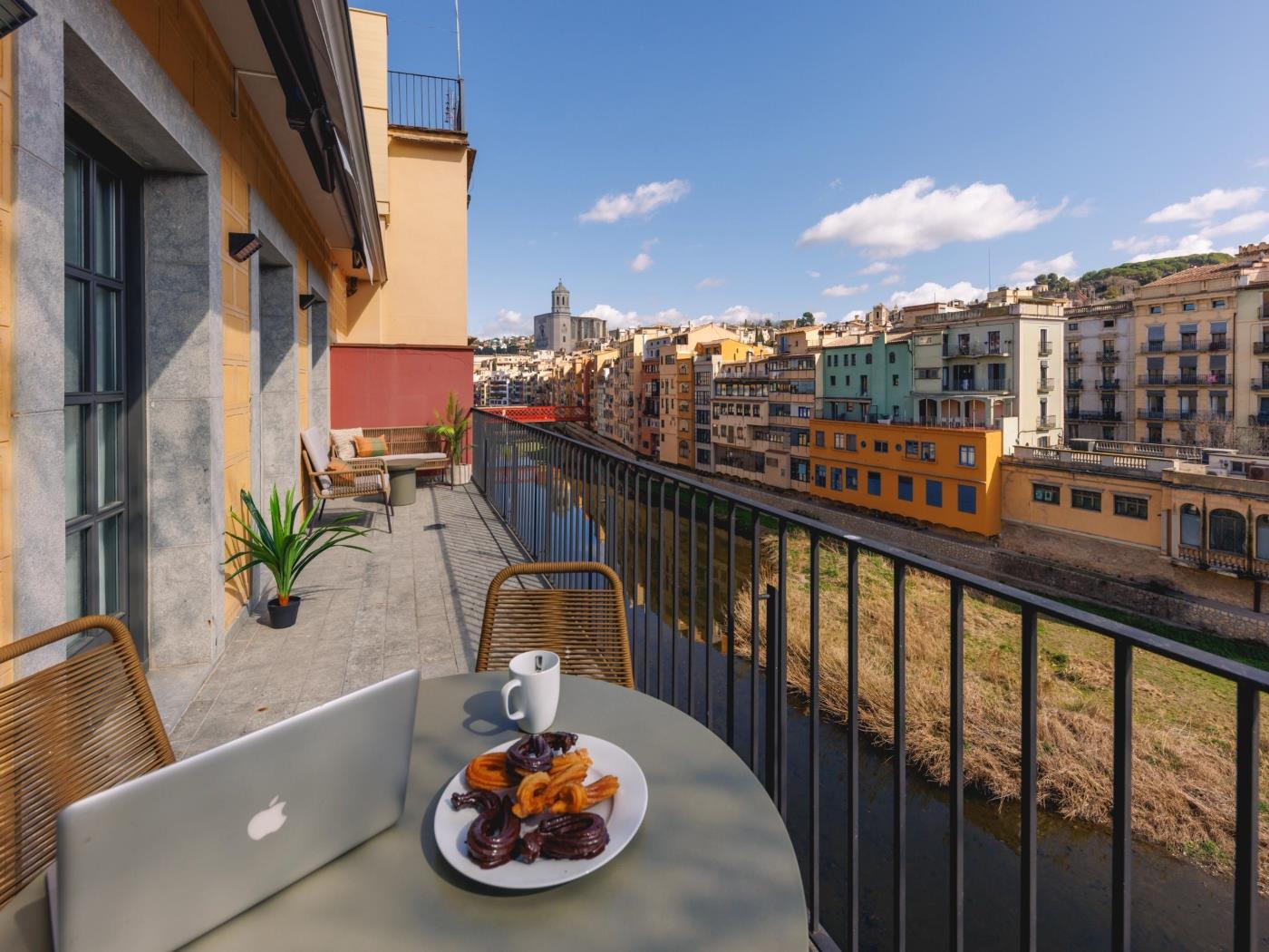 Bravissimo Pont de Pedra Penthouse a Girona