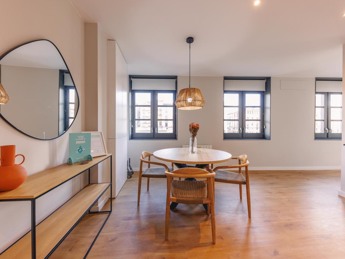 Pont de Pedra - Monthly apartment in Girona | Bravissimo .en Girona