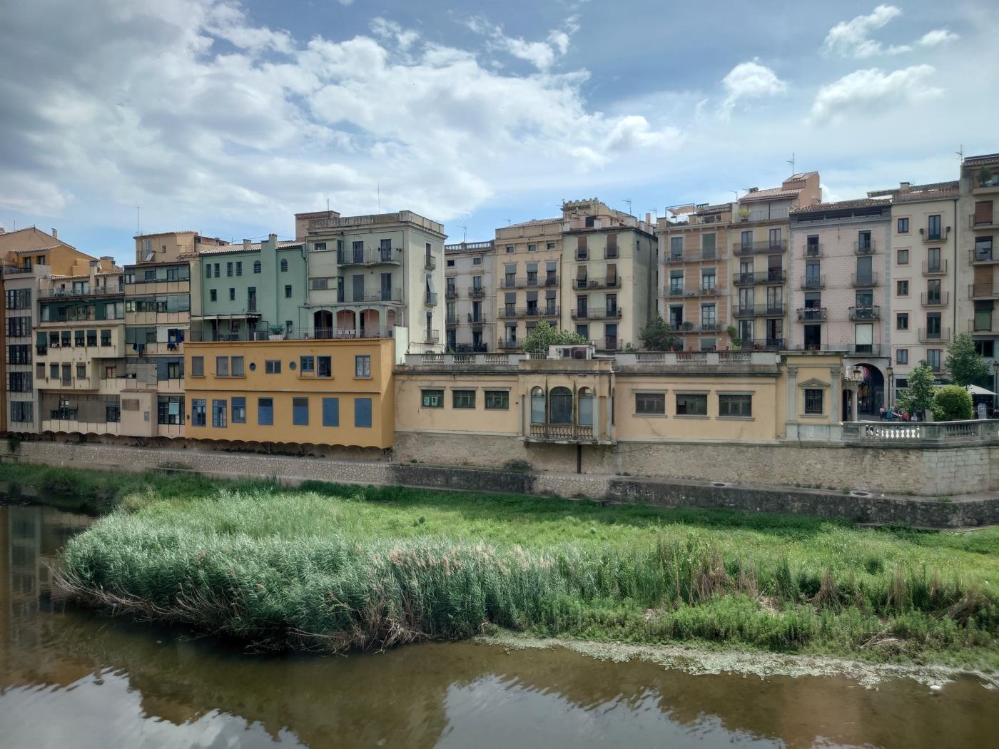 Pont de Pedra - Monthly apartment in Girona | Bravissimo .en Girona