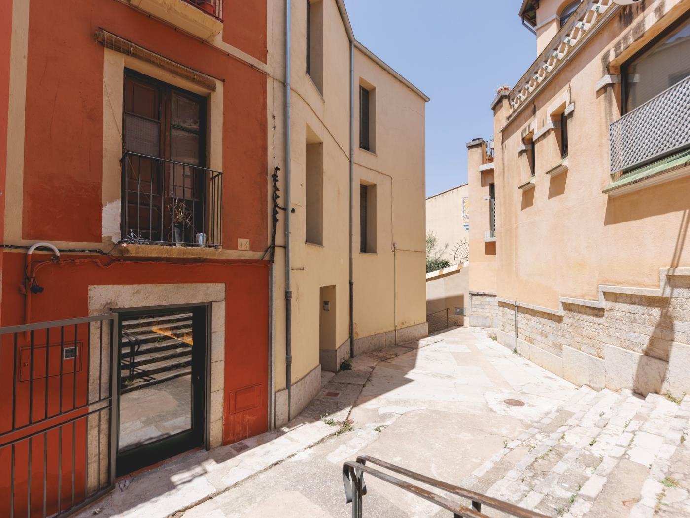 La Mora 14 - Monthly apartment in Girona | Bravissimo .en Girona