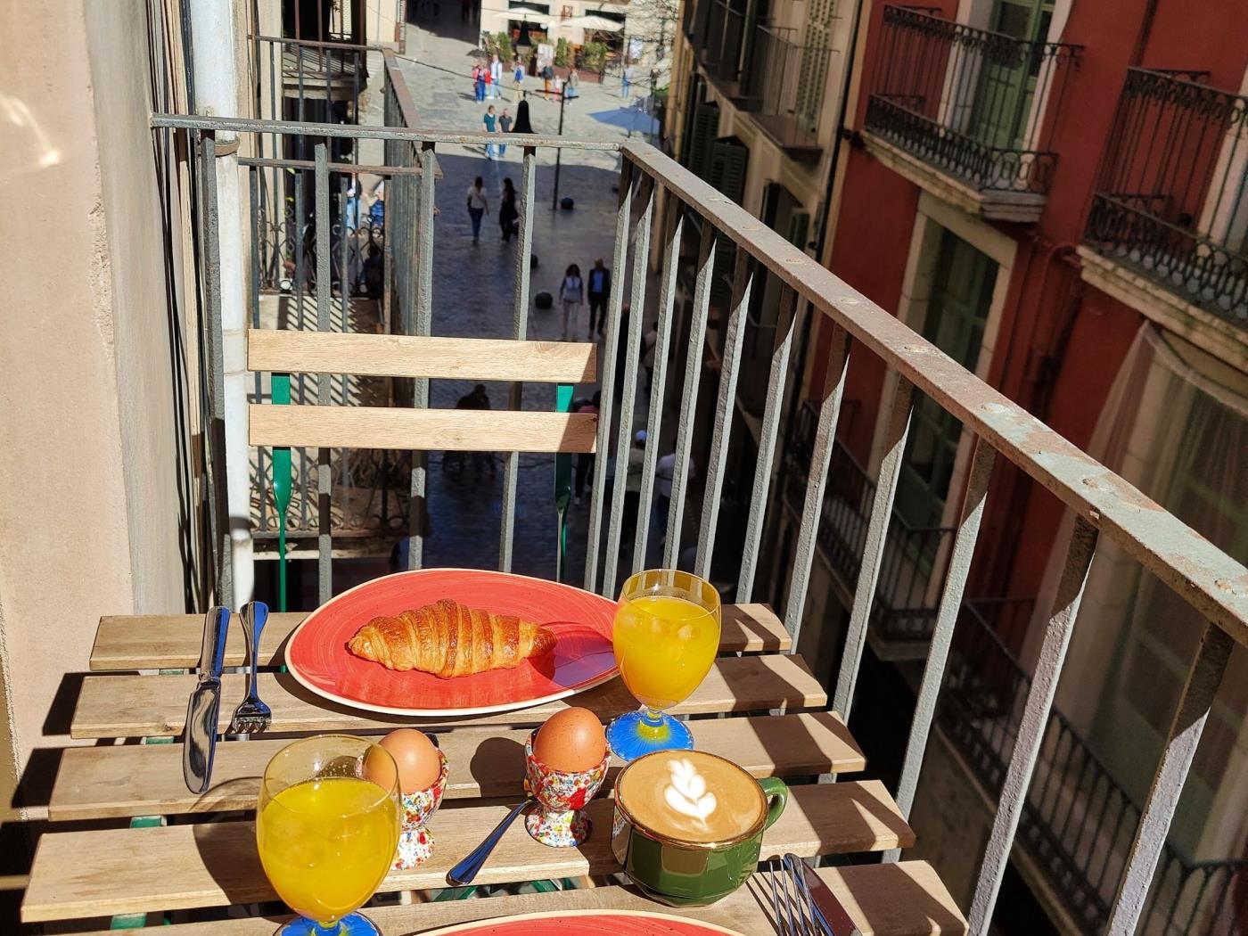 Calderers 9 - Monthly apartment in Girona | Bravissimo in Girona