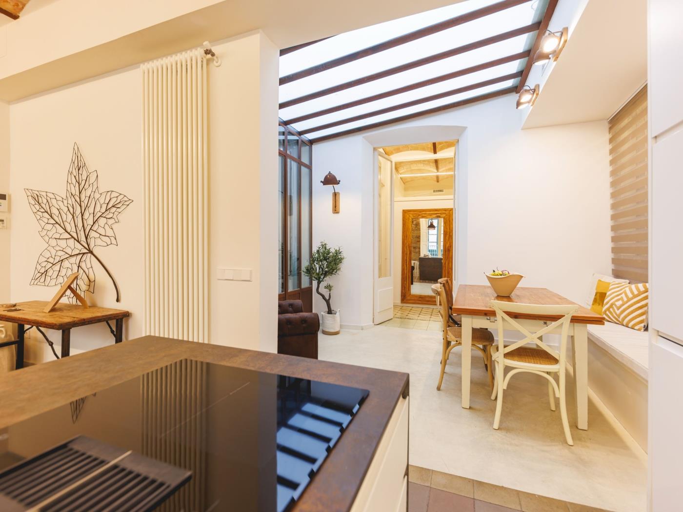 Mercaders 3-1-1 - Holiday Apartment Rental Girona | Bravissimo in Girona