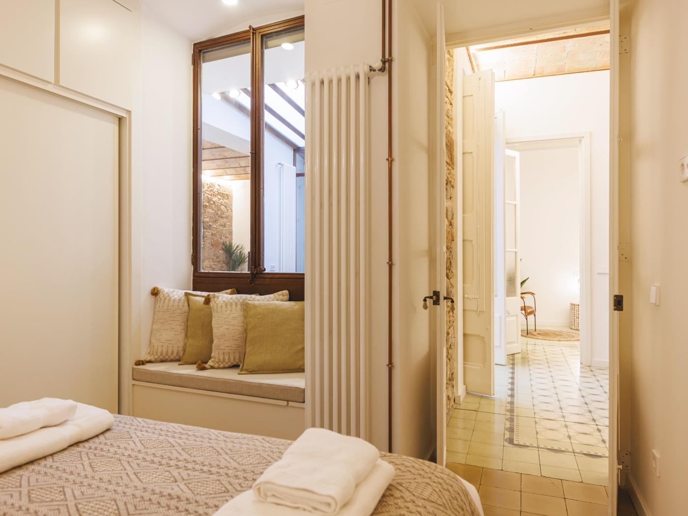 Mercaders 3-1-1 - Holiday Apartment Rental Girona | Bravissimo in Girona