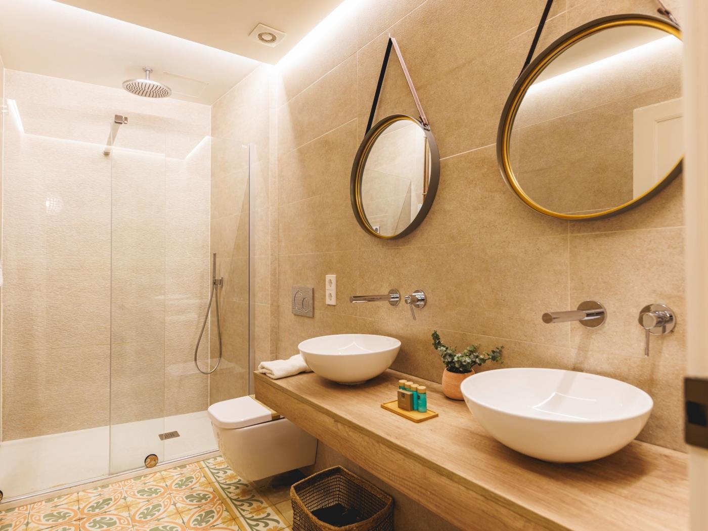 Mercaders 3-1-1 - Holiday Apartment Rental Girona | Bravissimo in Girona