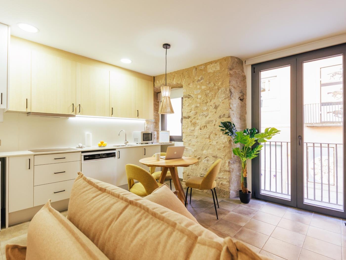 Mercadal - Monthly apartment in Girona | Bravissimo .en Girona