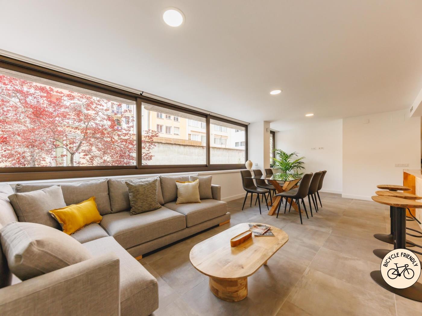Turbau Entresol B - Holiday Apartment Rental Girona | Bravissimo in Girona