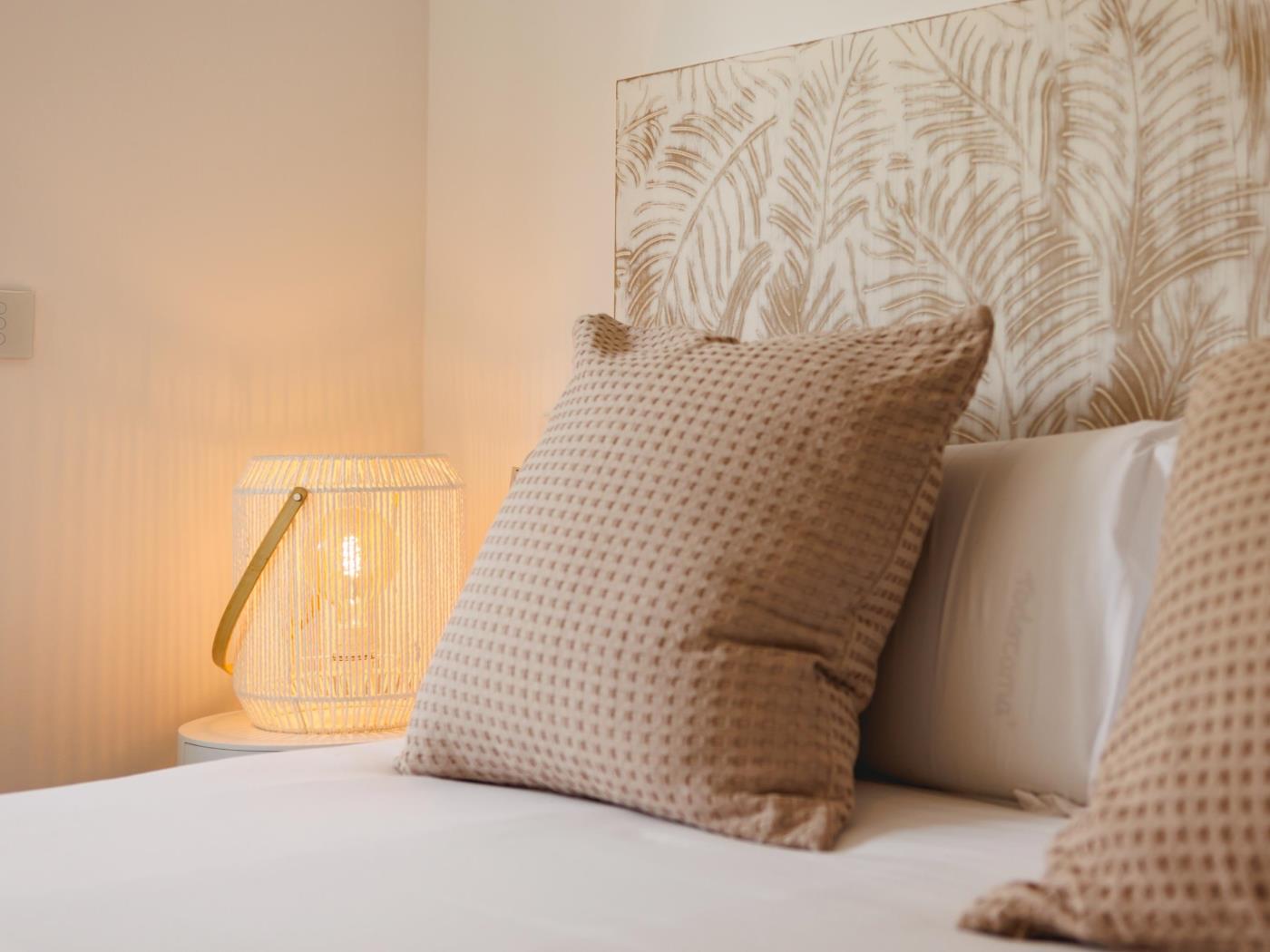 Turbau Entresol B - Holiday Apartment Rental Girona | Bravissimo in Girona