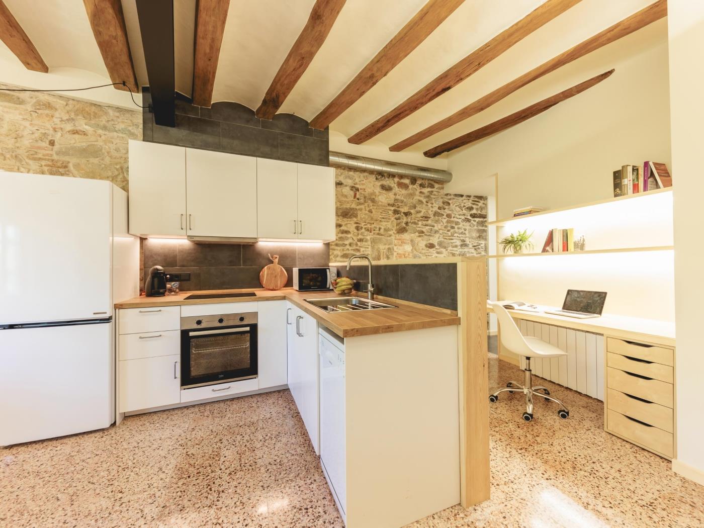 Sant Feliu - Holiday Apartment Rental in Girona | Bravissimo in Girona