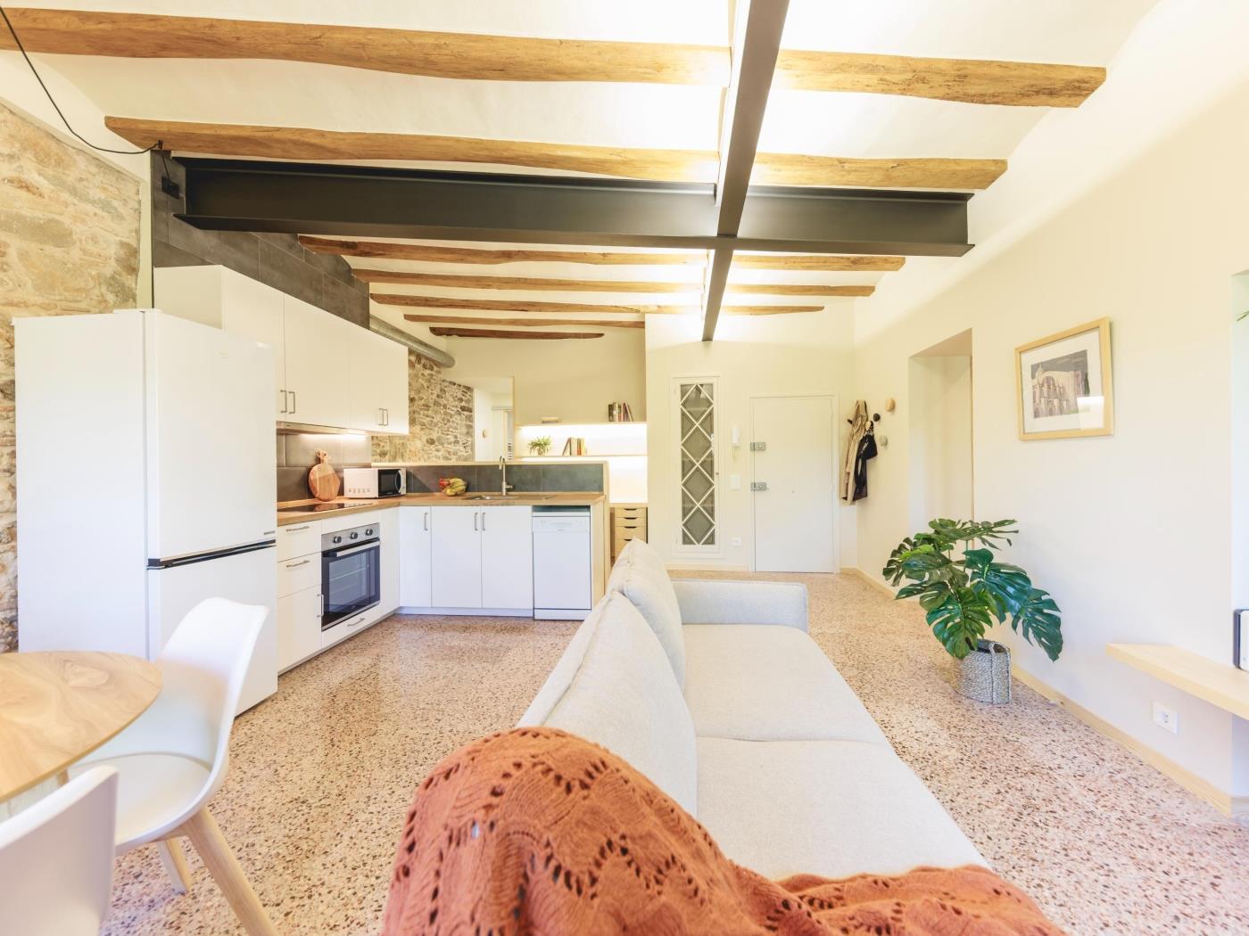 Sant Feliu - Holiday Apartment Rental in Girona | Bravissimo in Girona