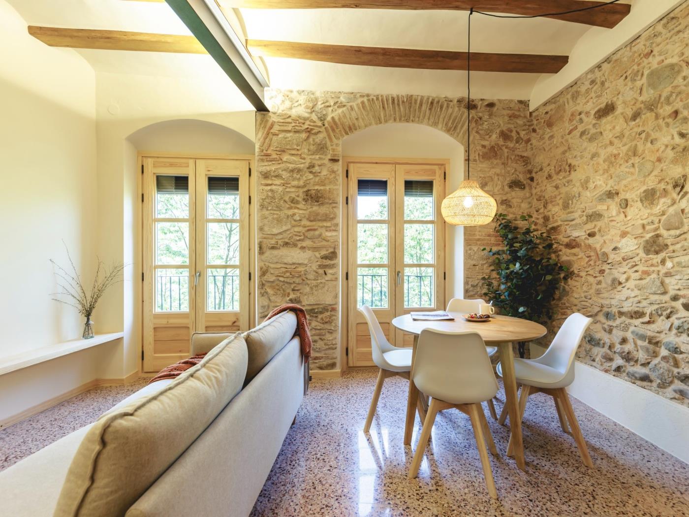 Sant Feliu - Holiday Apartment Rental in Girona | Bravissimo in Girona