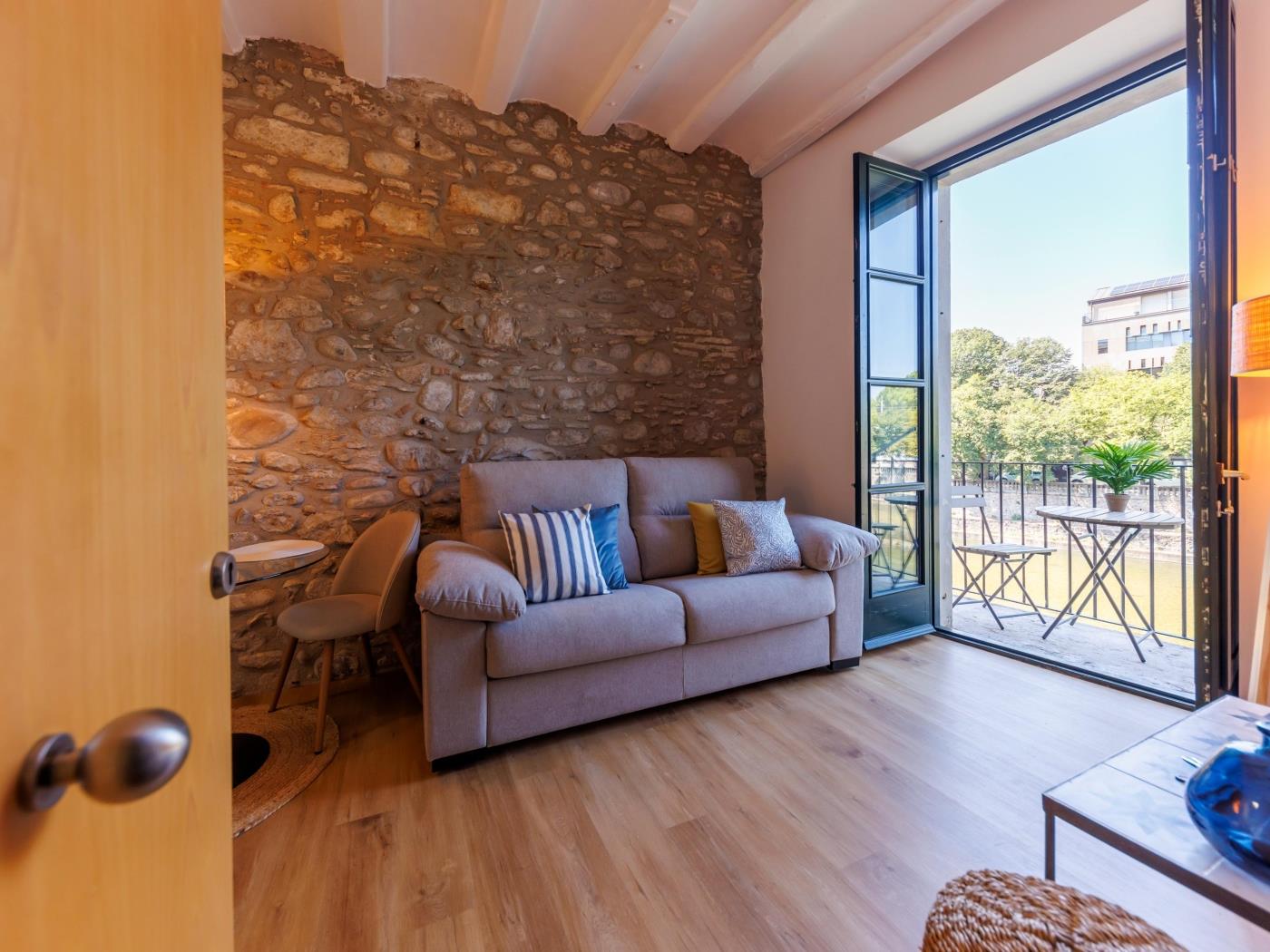 Calderers 7-1 - Monthly apartment in Girona | Bravissimo .en Girona