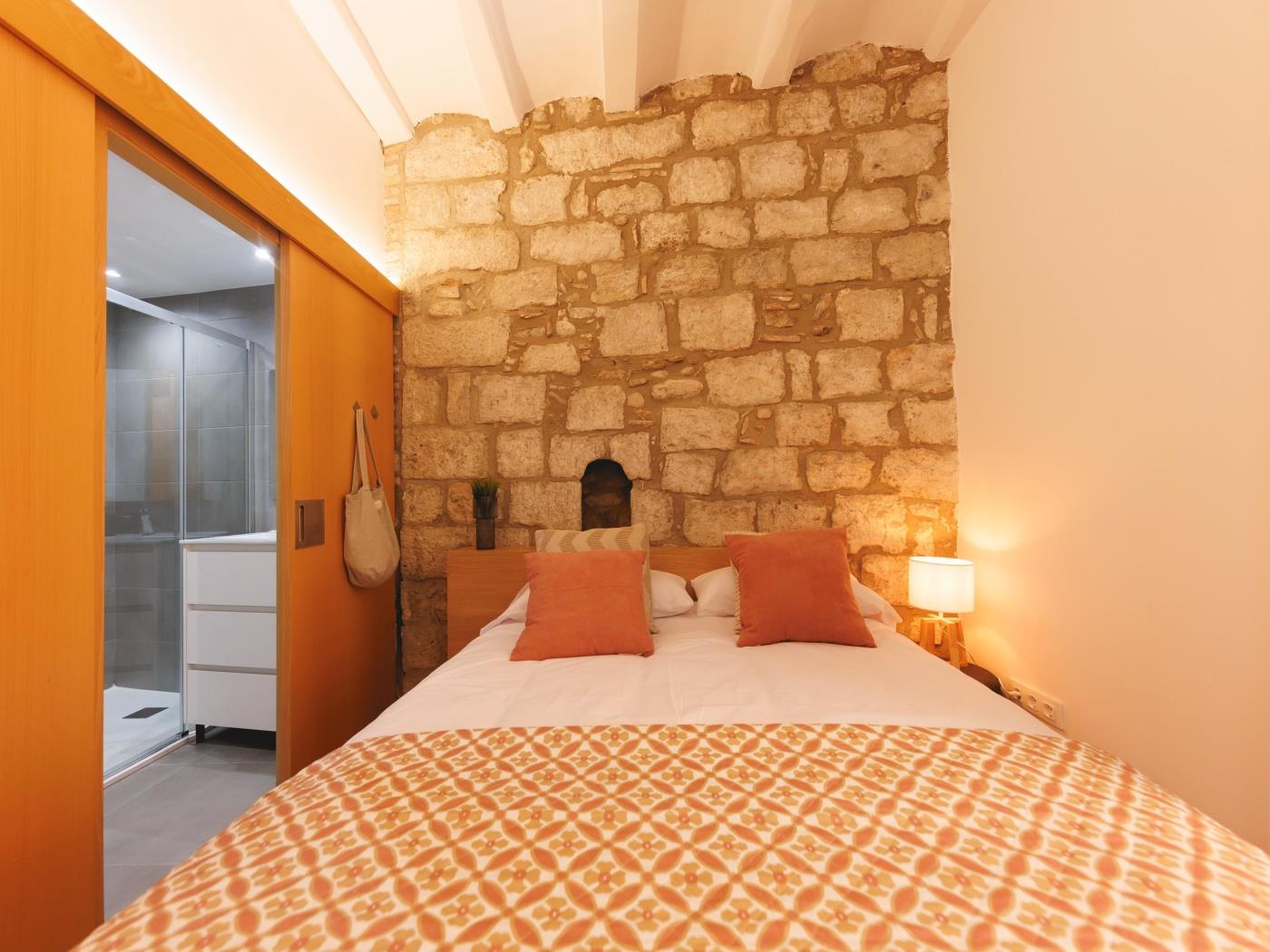 Calderers 7-1 - Monthly apartment in Girona | Bravissimo .en Girona