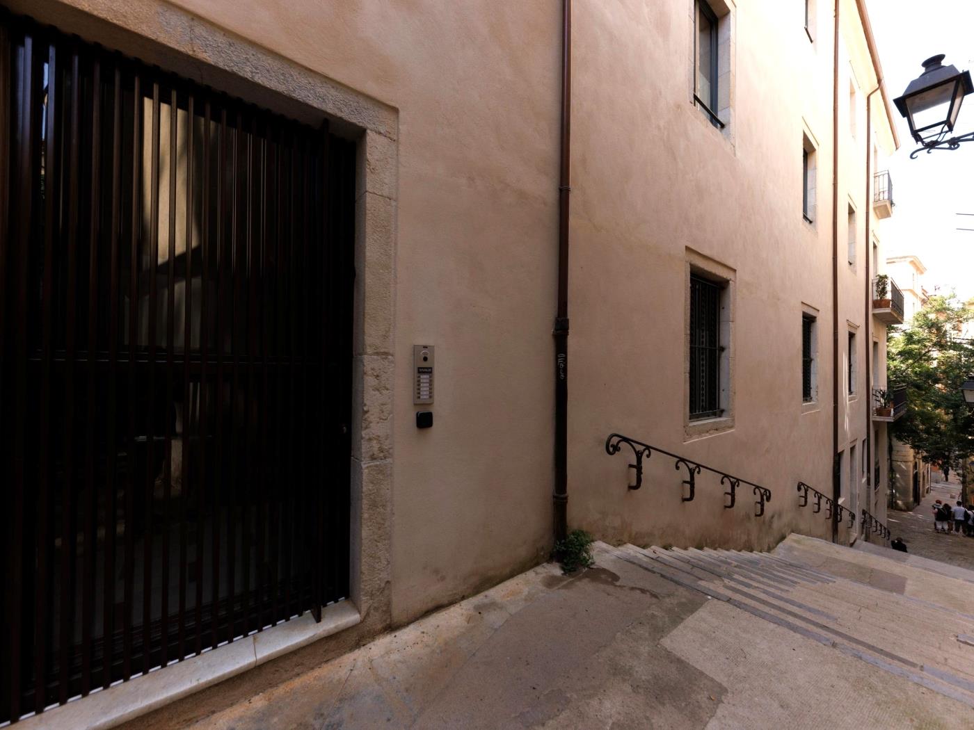 Vivaldi 4D, Monthly rent in Girona | Bravissimo in Girona