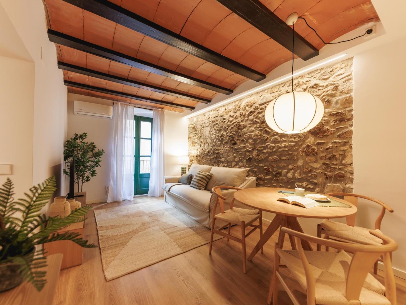 Ballesteries 34 - Apartament de vacances a Girona | Bravissimo a Girona