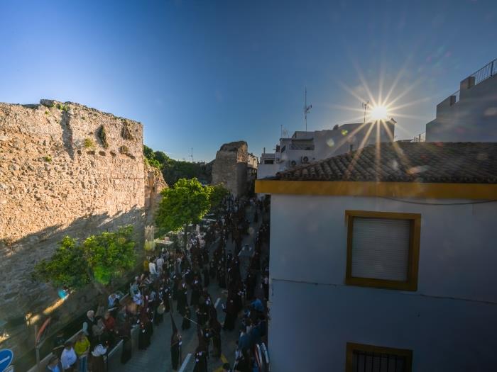 Rooftop dining area and sitting area with beautiful views