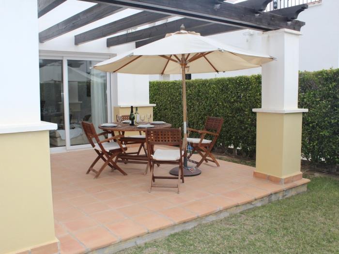 Beautiful villa for 5 people in the La Torre Golf Resort complex in ROLDÁN
