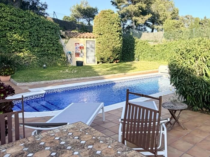 apartamentos ATA associacio Girona