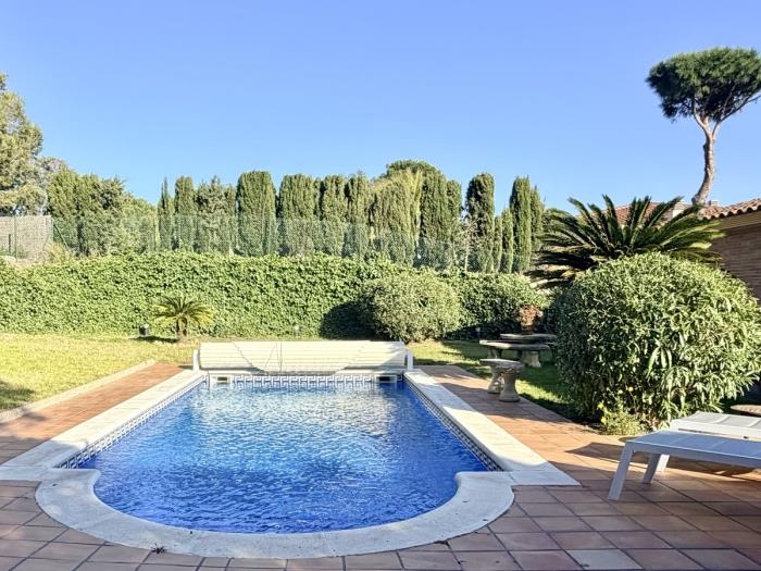 apartamentos ATA associacio Girona