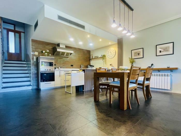 apartamentos ATA associacio Girona