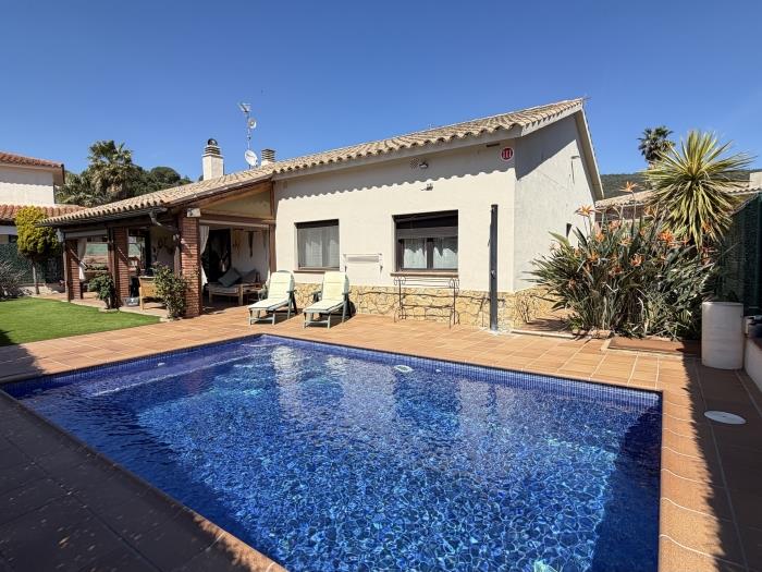 apartamentos ATA associacio Girona