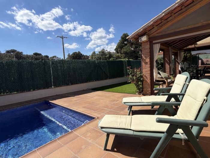 apartamentos ATA associacio Girona