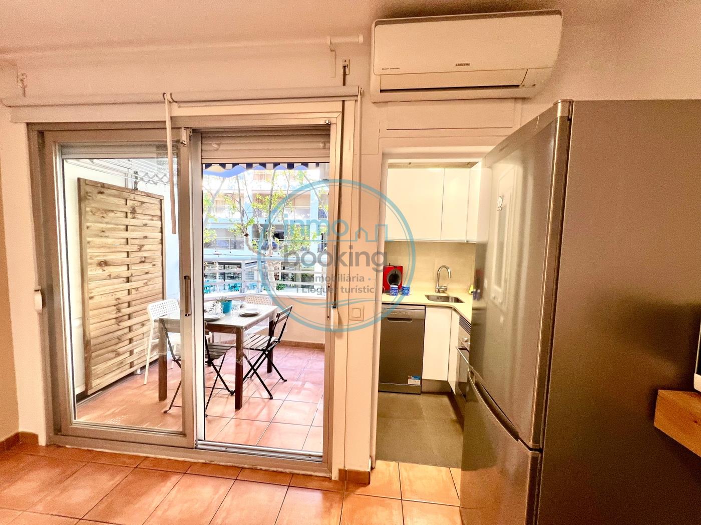 Alboran Apartment,with pool and near the beach in SALOU