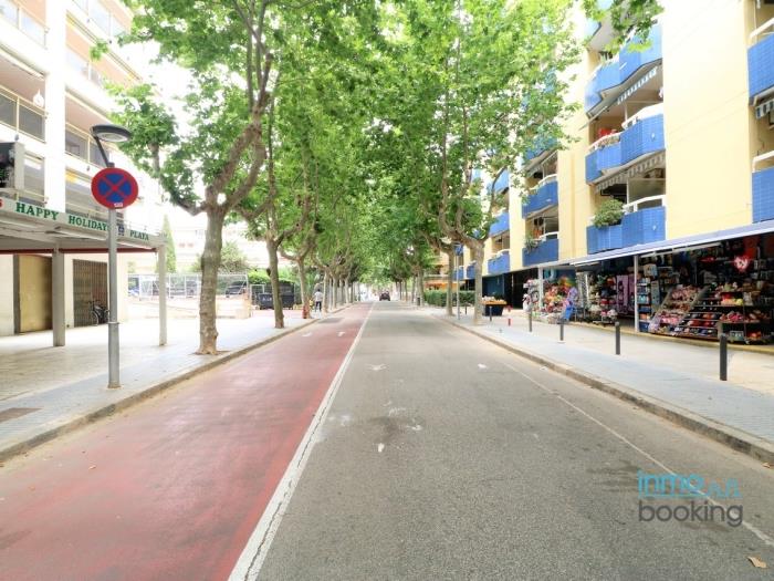 Alboran Apartment,with pool and near the beach in SALOU