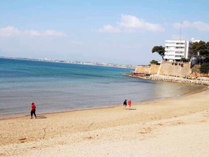InmoBooking Ático Green Residencial con piscina y barbacoa in Salou