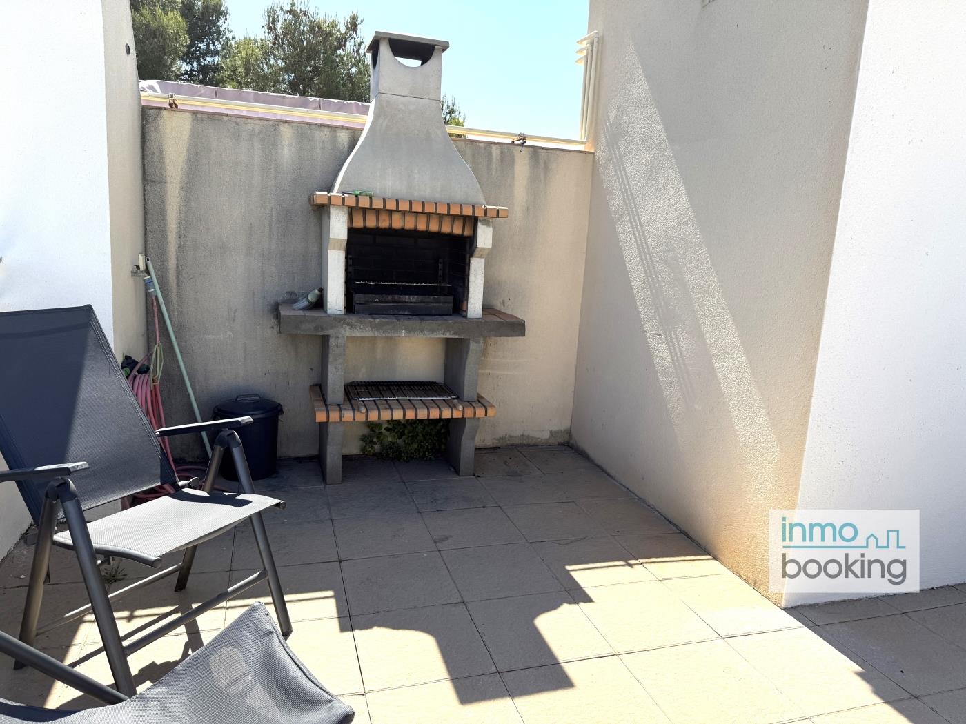 InmoBooking Ático Green Residencial con piscina y barbacoa in Salou