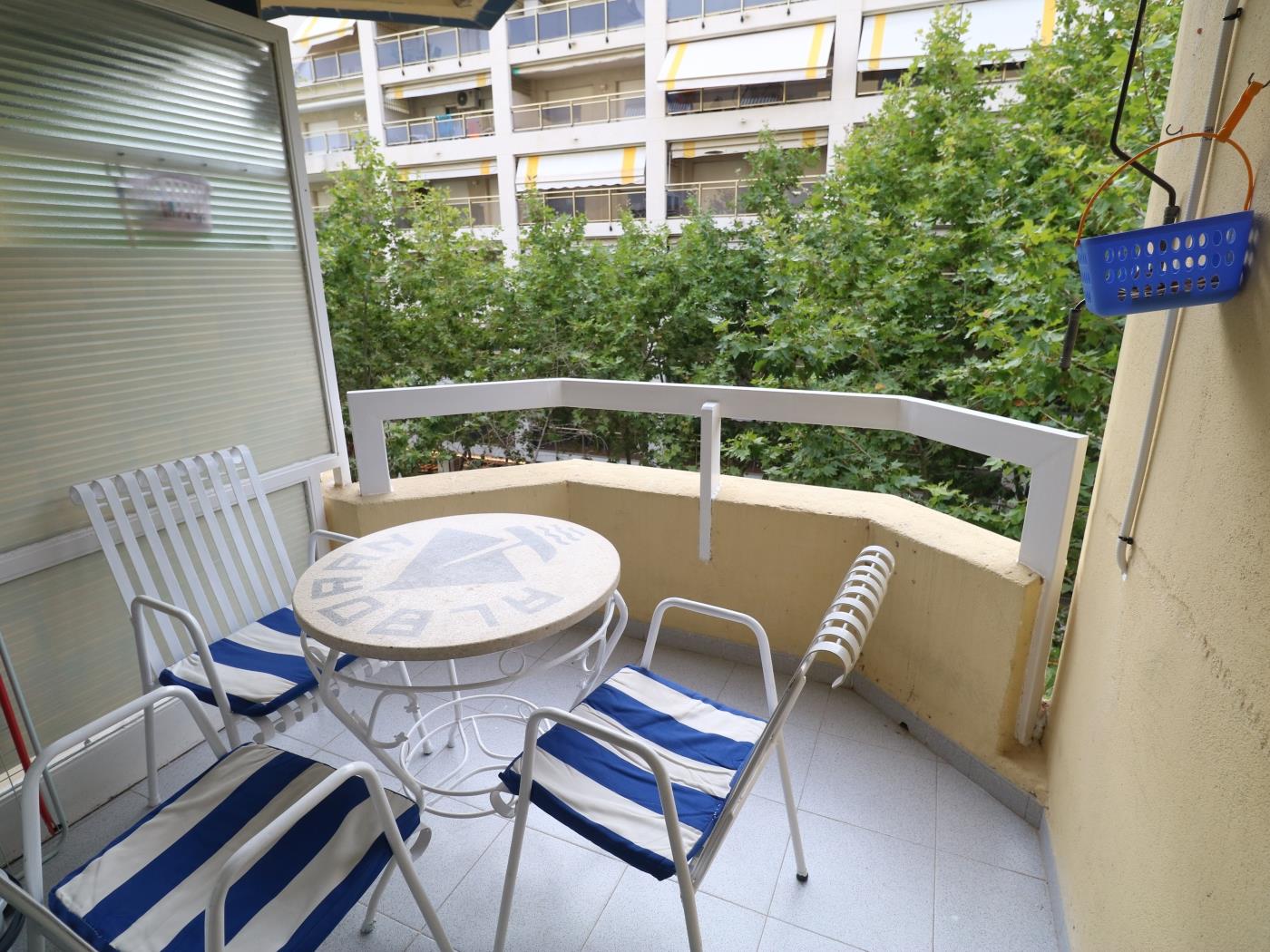 Alboran Apartment,with pool and near the beach in SALOU