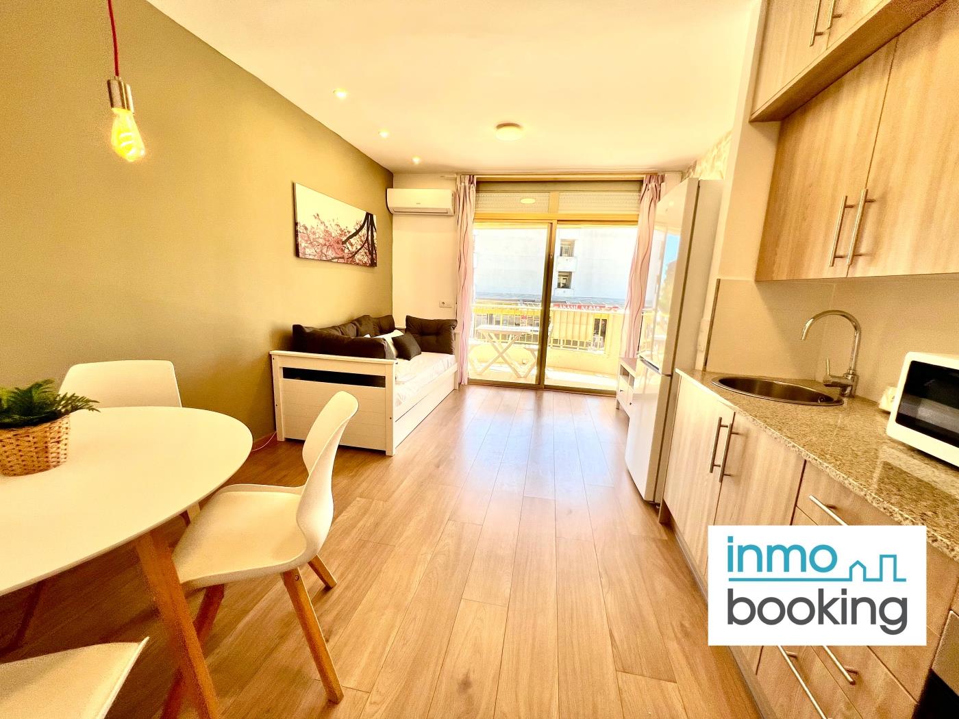 New Loft internacional , climatizado con piscina y playa. en cambrils