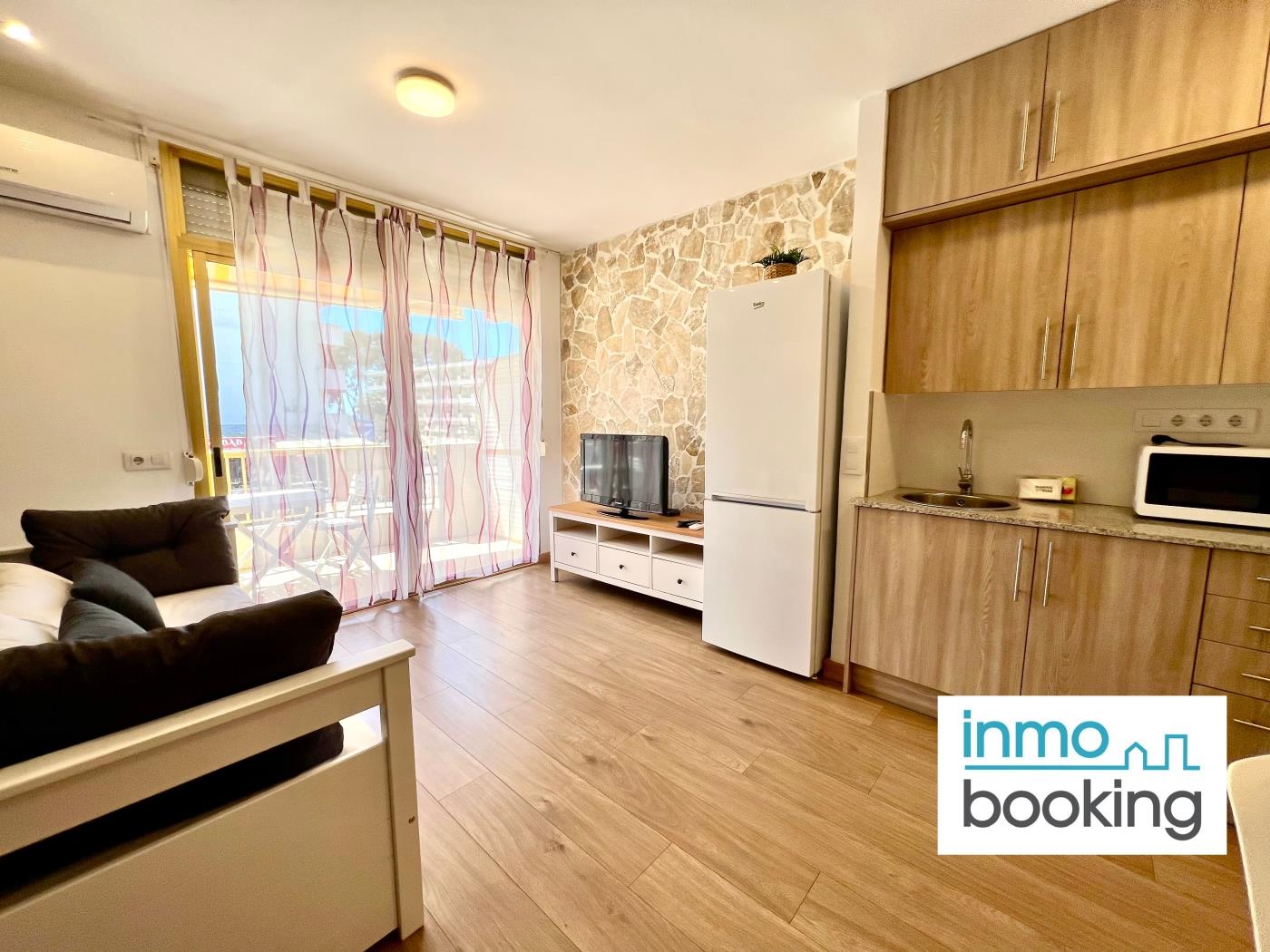 New Loft internacional , climatizado con piscina y playa. en cambrils