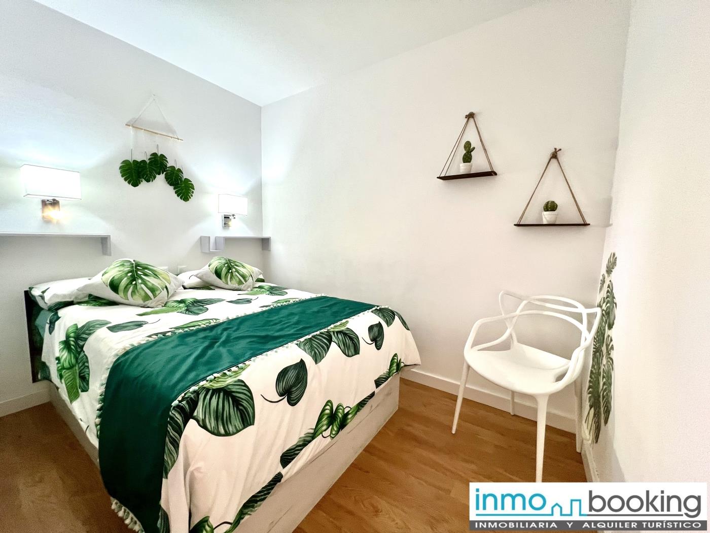 New Alboran Salou, climatitzat, piscina i wifi a Salou