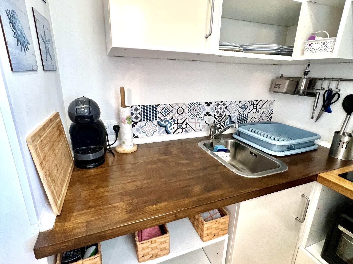 New Alboran Salou, climatitzat, piscina i wifi a Salou