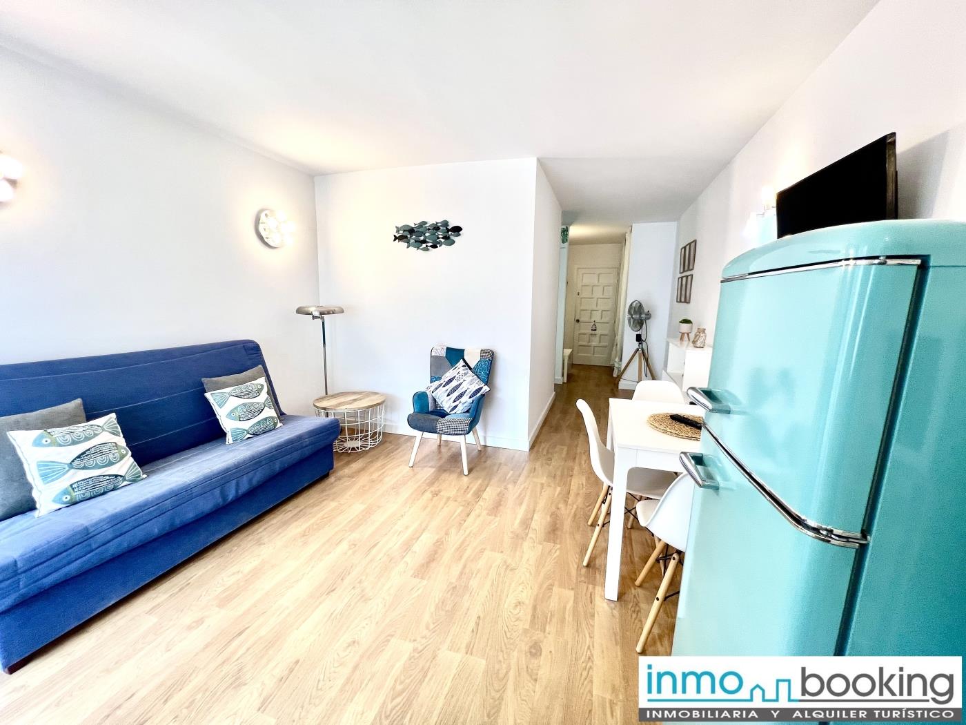 New Alboran Salou, climatitzat, piscina i wifi a Salou