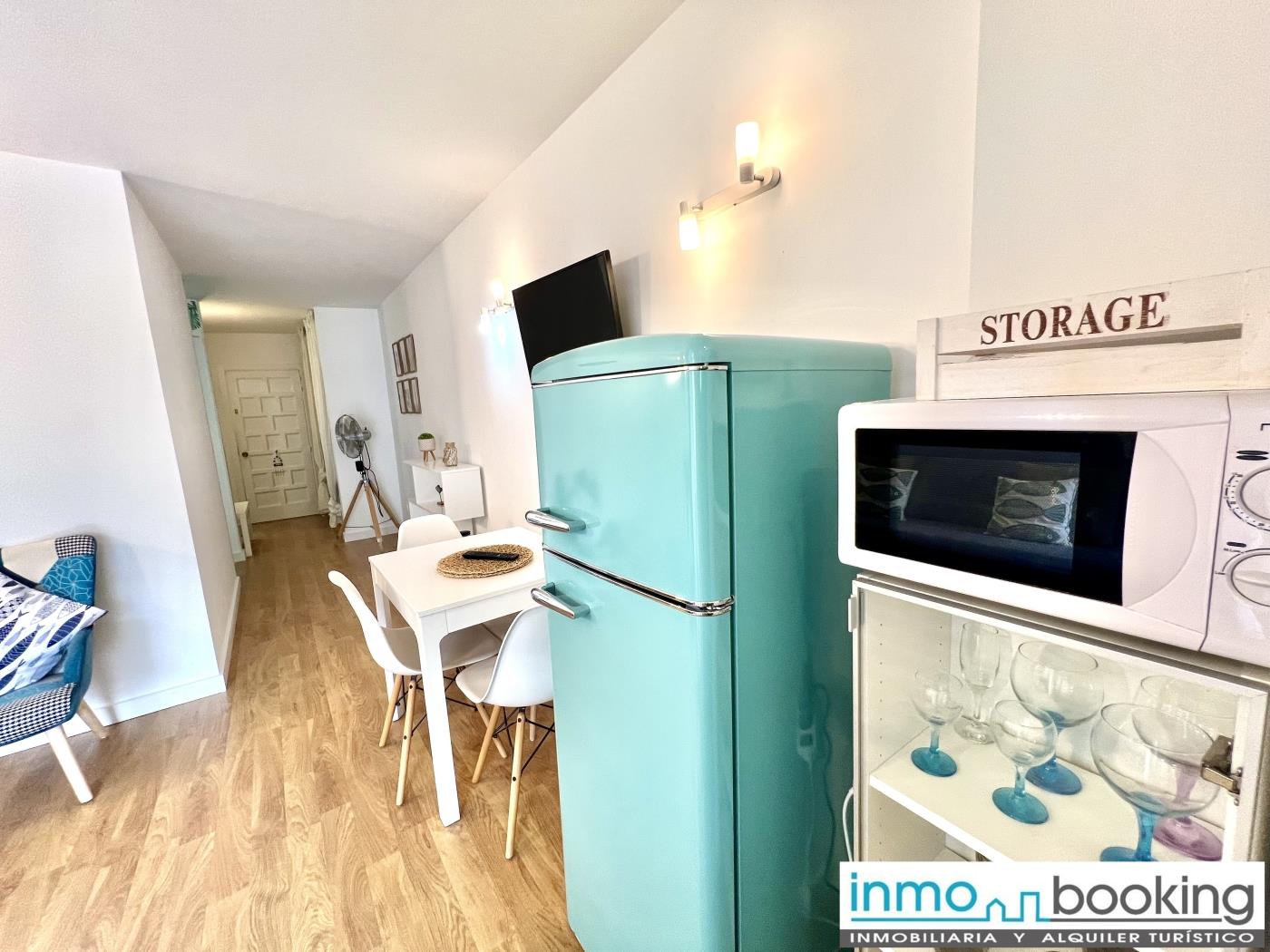 New Alboran Salou, climatitzat, piscina i wifi a Salou