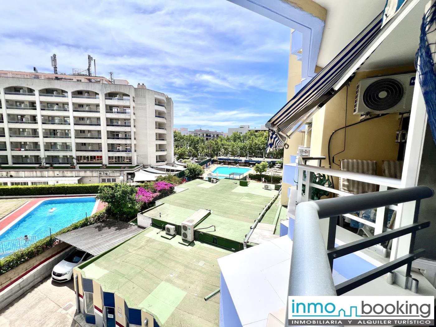 New Alboran Salou, climatitzat, piscina i wifi a Salou