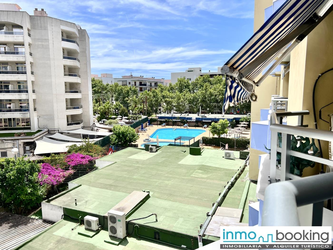 New Alboran Salou, climatitzat, piscina i wifi a Salou