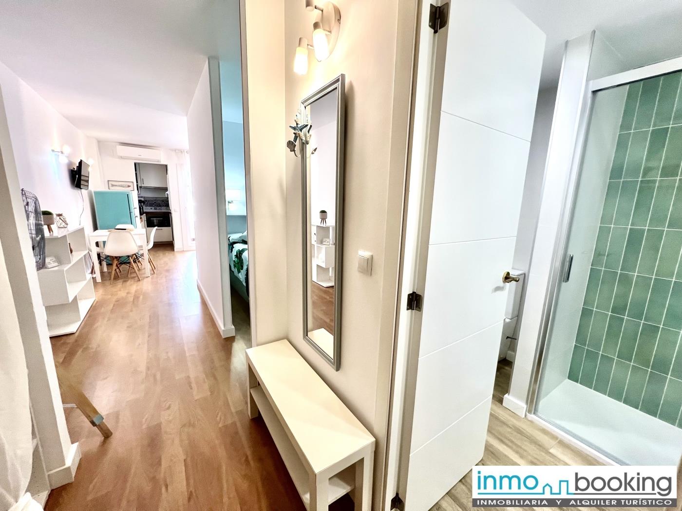 New Alboran Salou, climatitzat, piscina i wifi a Salou