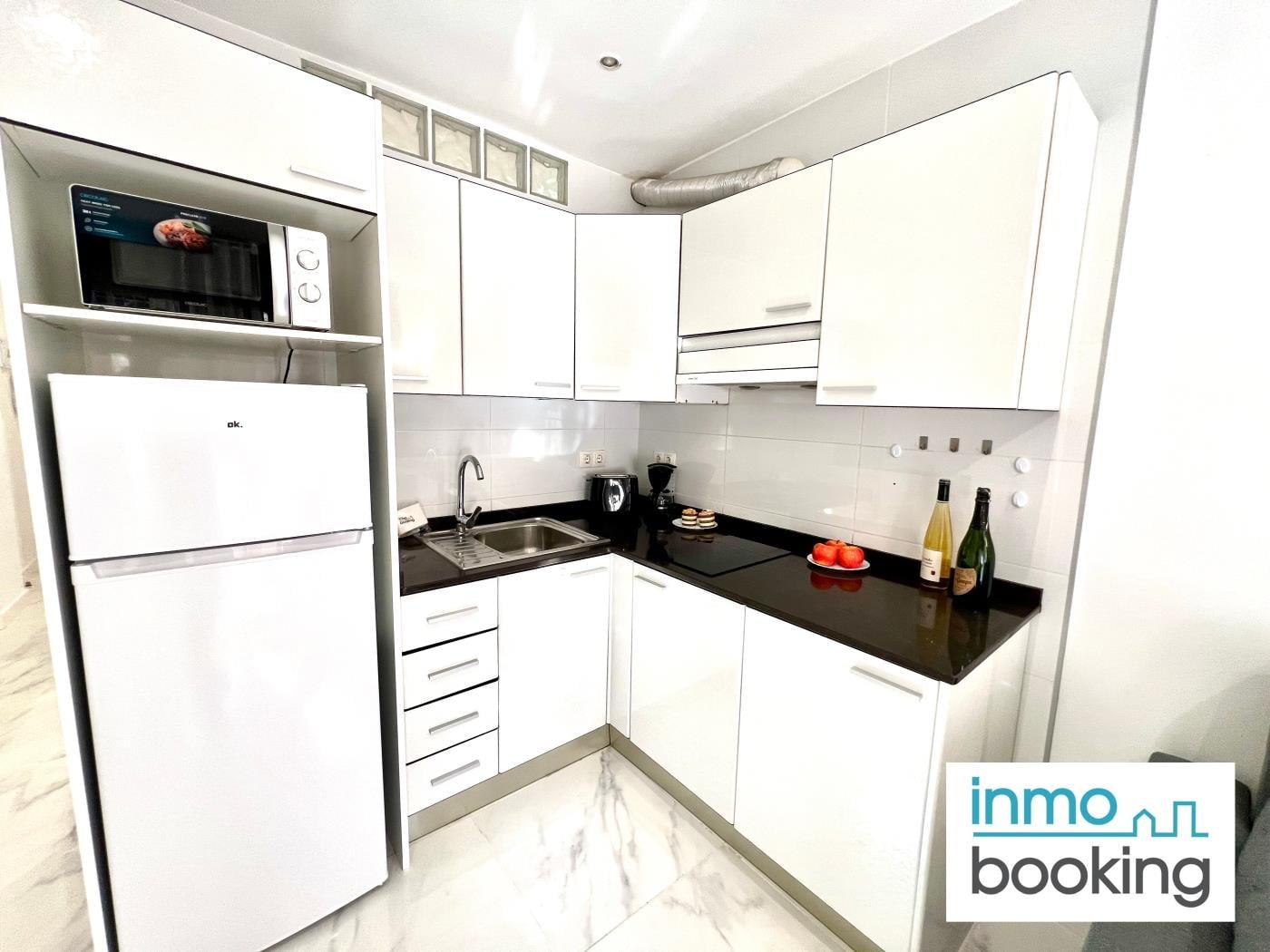 Atlas IV, climatisé, parking, piscine et plage. à salou