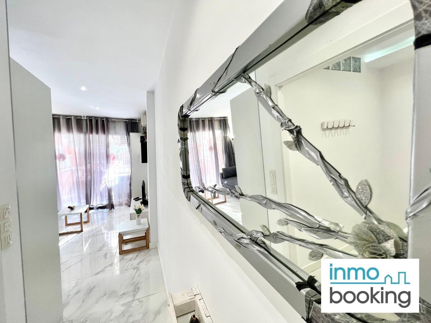 Atlas IV, climatisé, parking, piscine et plage. à salou