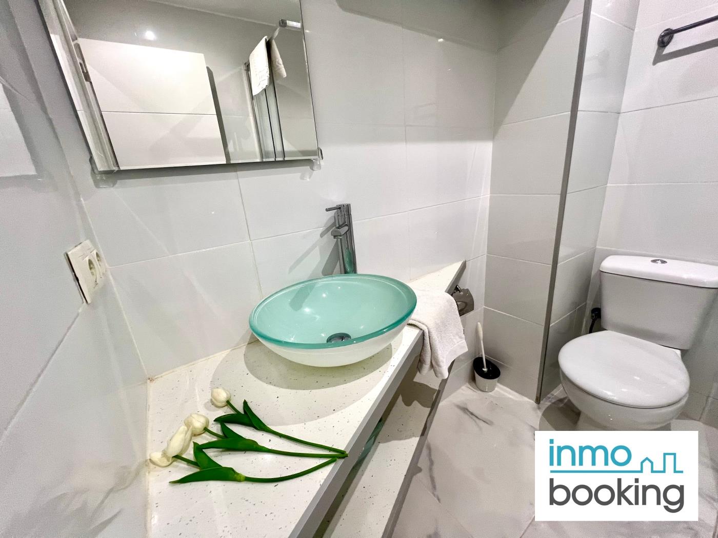 Atlas IV, climatisé, parking, piscine et plage. à salou