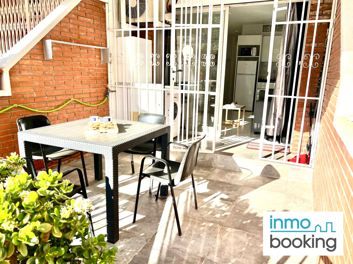 Atlas IV, climatisé, parking, piscine et plage. à salou