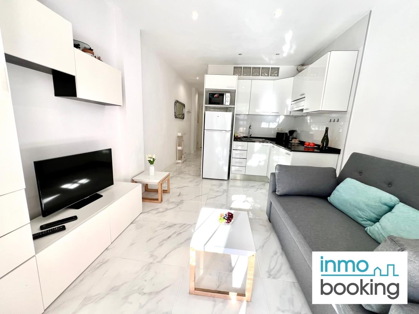 Atlas IV, climatisé, parking, piscine et plage. à salou