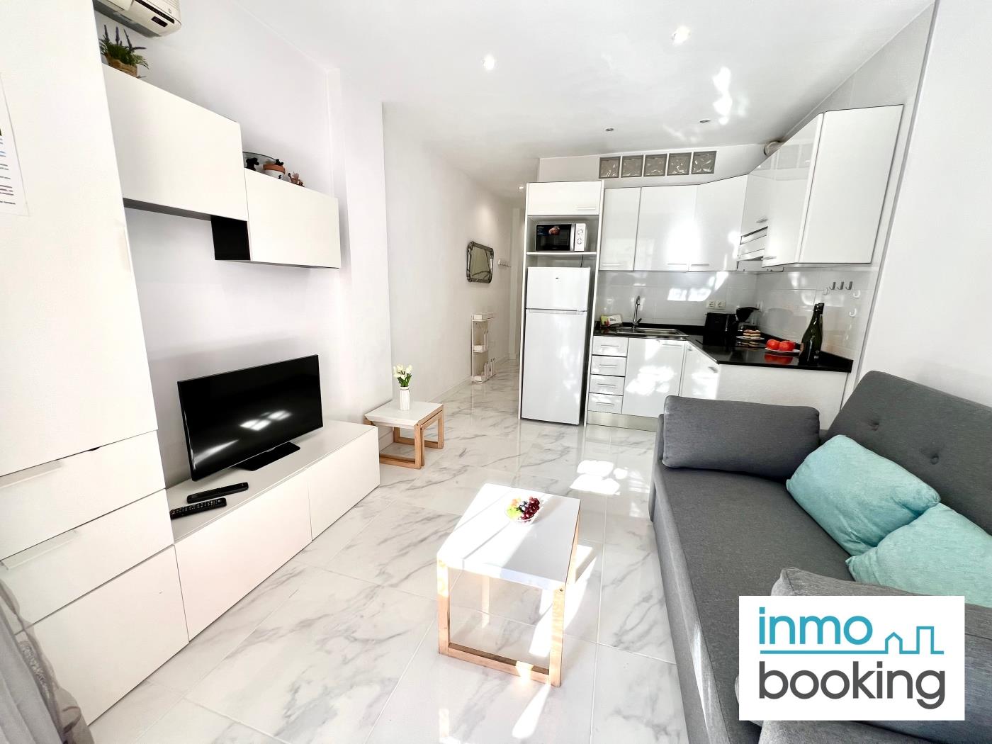 Atlas IV, climatisé, parking, piscine et plage. à salou