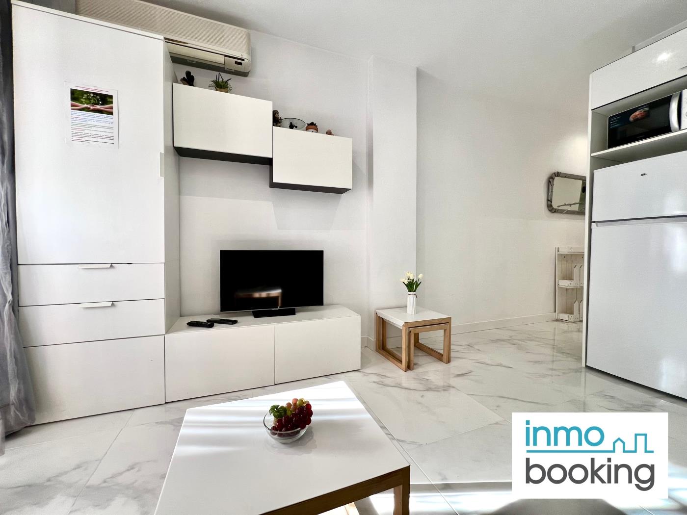 Atlas IV, climatisé, parking, piscine et plage. à salou