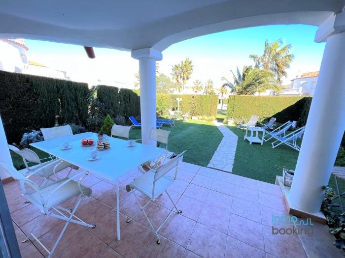 Casa Suzi Miami platja , amb Piscina, barbacoa i wifi a Miami platja