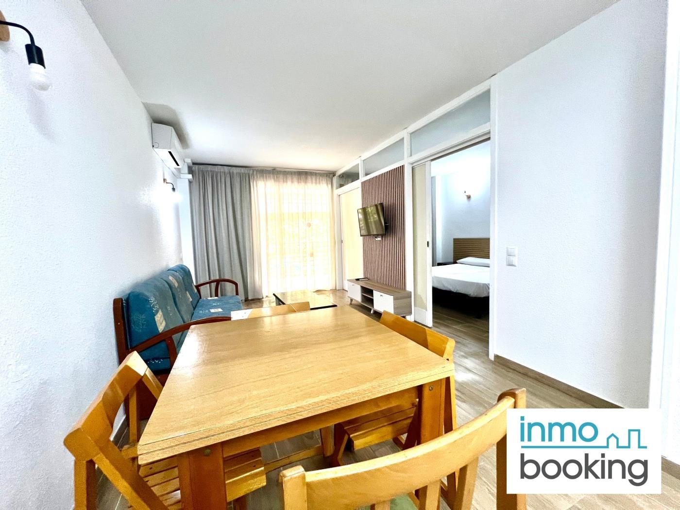 Novelty , on the seafront in Salou