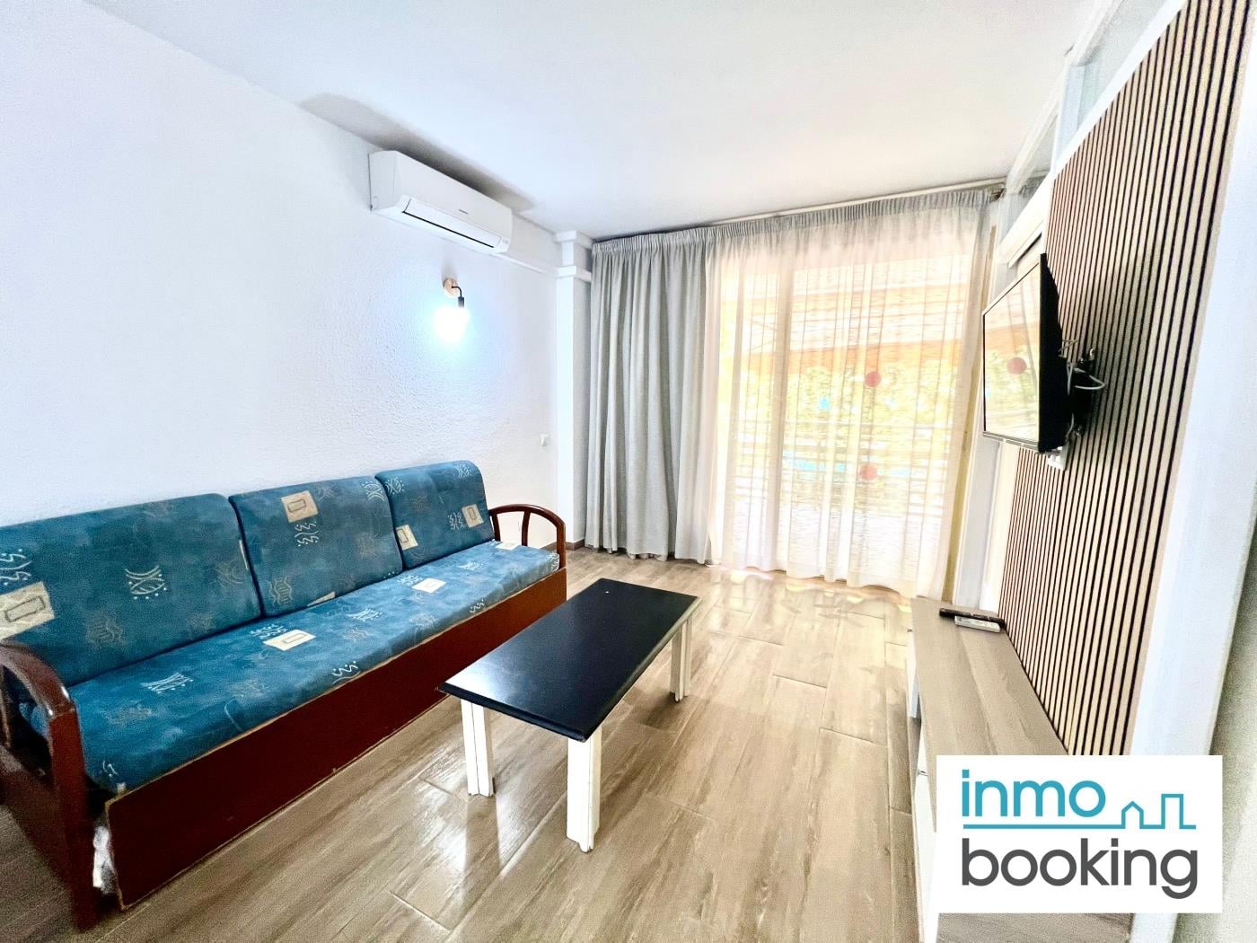 Novelty , on the seafront in Salou